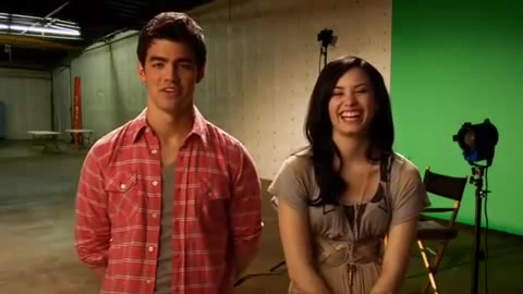Oceans Bloopers - Joe Jonas and Demi Lovato 0308 - Demilush and Joe - Oceans Bloopers