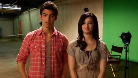Oceans Bloopers - Joe Jonas and Demi Lovato 0356