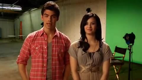 Oceans Bloopers - Joe Jonas and Demi Lovato 0357