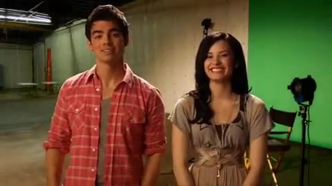 Oceans Bloopers - Joe Jonas and Demi Lovato 0397