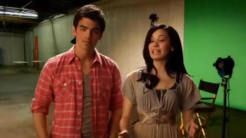 Oceans Bloopers - Joe Jonas and Demi Lovato 0461