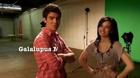 Oceans Bloopers - Joe Jonas and Demi Lovato 0553