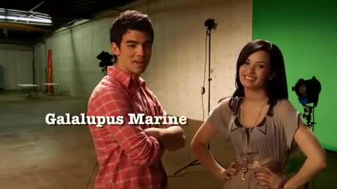 Oceans Bloopers - Joe Jonas and Demi Lovato 0560