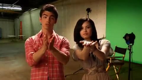 Oceans Bloopers - Joe Jonas and Demi Lovato 0847