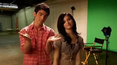 Oceans Bloopers - Joe Jonas and Demi Lovato 0868