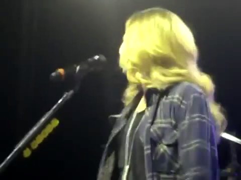 bscap0008 - Demi Answers Fans Question WOULD YOU GO LESBIAN FOR LOVATICS Sao Paulo Brazil