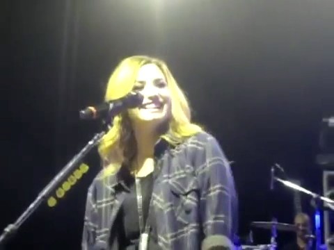 bscap0148 - Demi Answers Fans Question WOULD YOU GO LESBIAN FOR LOVATICS Sao Paulo Brazil