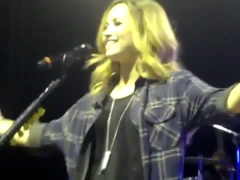 bscap0259 - Demi Answers Fans Question WOULD YOU GO LESBIAN FOR LOVATICS Sao Paulo Brazil