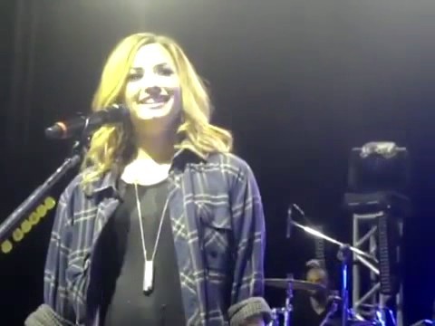 bscap0287 - Demi Answers Fans Question WOULD YOU GO LESBIAN FOR LOVATICS Sao Paulo Brazil