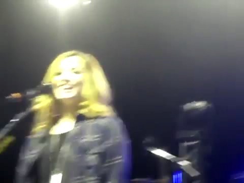 bscap0301 - Demi Answers Fans Question WOULD YOU GO LESBIAN FOR LOVATICS Sao Paulo Brazil