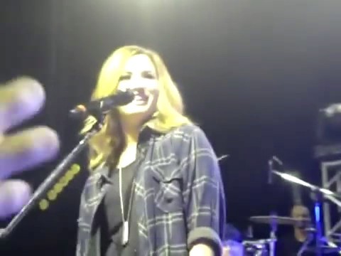 bscap0308 - Demi Answers Fans Question WOULD YOU GO LESBIAN FOR LOVATICS Sao Paulo Brazil