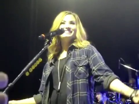 bscap0326 - Demi Answers Fans Question WOULD YOU GO LESBIAN FOR LOVATICS Sao Paulo Brazil