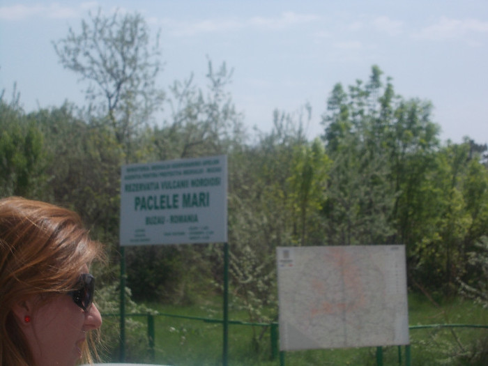 aaa 032 - 20- EXCURSIE LA VULCANII NOROIOSI SI MANASTIRILE RATESTI SI GHIGHIU