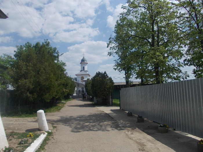 aaa 067 - 20- EXCURSIE LA VULCANII NOROIOSI SI MANASTIRILE RATESTI SI GHIGHIU