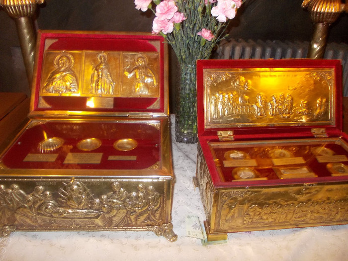 MOASTE LA MANASTIREA GHIGHIU - 20- EXCURSIE LA VULCANII NOROIOSI SI MANASTIRILE RATESTI SI GHIGHIU