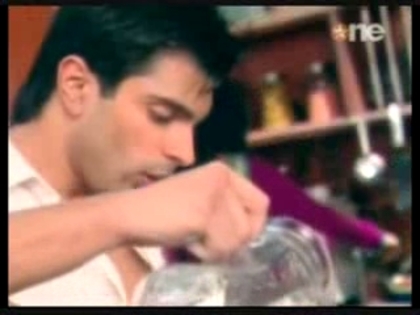 00_02_17 - jennifer winget 4