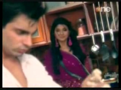 00_02_37 - jennifer winget 4