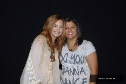 iAdoreMyDemetriutza (14)