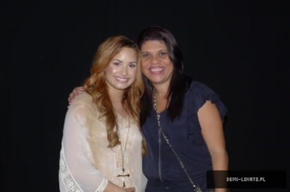 iAdoreMyDemetriutza (18)