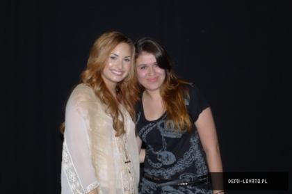 iAdoreMyDemetriutza (26) - ABC - Demizulicii With The Fans