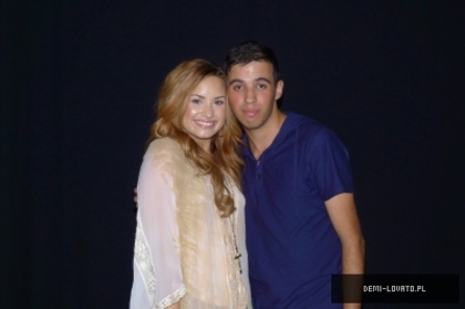 iAdoreMyDemetriutza (31)