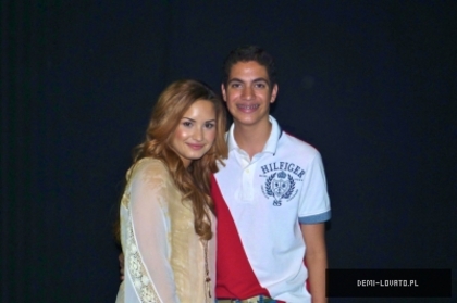 iAdoreMyDemetriutza (44)