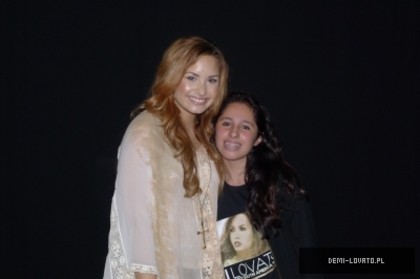 iAdoreMyDemetriutza (47)