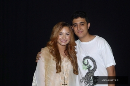 iAdoreMyDemetriutza (49)