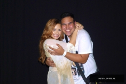 iAdoreMyDemetriutza (52)