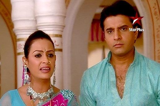 425189_186989944749581_100003157303250_302979_452034885_n - Sapna Babul Ka Bidaai-Culoarea Fericirii