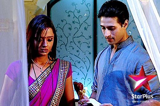 426802_186990771416165_100003157303250_303015_1489781694_n - Sapna Babul Ka Bidaai-Culoarea Fericirii