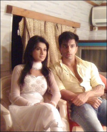  - Karan Singh Grover and Jennifer Singh grover