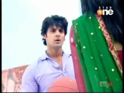 00_02_56 - Dill Mill Gayye - SID Angry on RIDDHIMA Scene - 23 February 2010