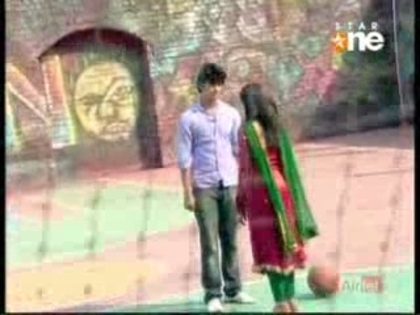 00_02_30 - jennifer winget 4