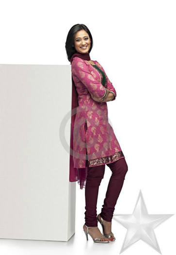 425329_10150474105212255_35221057254_7345998_879940618_n - Shweta Tiwari
