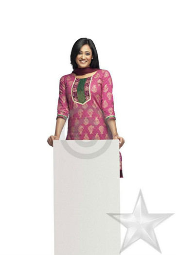 432121_10150474106712255_35221057254_7346007_1096515497_n - Shweta Tiwari