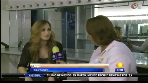 bscap0104 - Demi - Entrevista en Mexico Soy Fan de Danna Paola