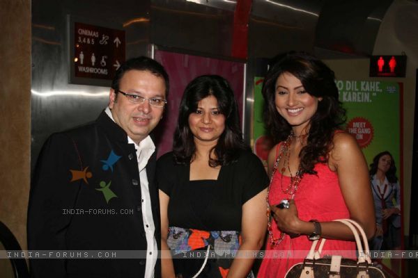 138448-nigaar-z-khan-at-premiere-of-the-movie-always-kabhi-kabhi-at-pv - NIGAAR Z KHAN