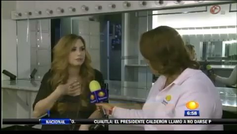 bscap0222 - Demi - Entrevista en Mexico Soy Fan de Danna Paola