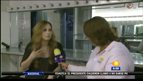 bscap0223 - Demi - Entrevista en Mexico Soy Fan de Danna Paola