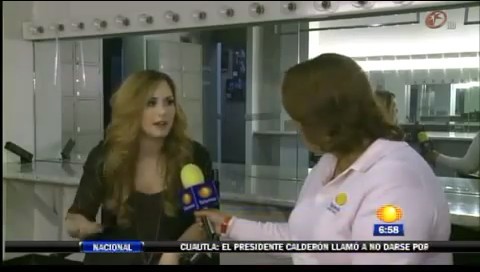 bscap0224 - Demi - Entrevista en Mexico Soy Fan de Danna Paola