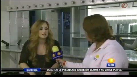 bscap0227 - Demi - Entrevista en Mexico Soy Fan de Danna Paola