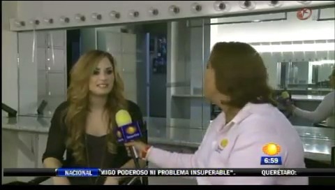 bscap0311 - Demi - Entrevista en Mexico Soy Fan de Danna Paola