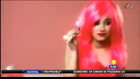 bscap0328 - Demi - Entrevista en Mexico Soy Fan de Danna Paola