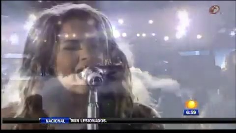 bscap0420 - Demi - Entrevista en Mexico Soy Fan de Danna Paola