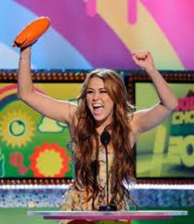 images (21) - Poze Mylei Cyrus