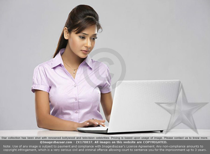 577482_213138958801346_100003157303250_373470_902130594_n - xxSadhna-Sara Khanxx