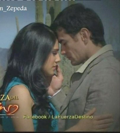 64890306_JHPUKJG - xxSandra Echeverria si David Zepeda-Lucia si Ivanxx