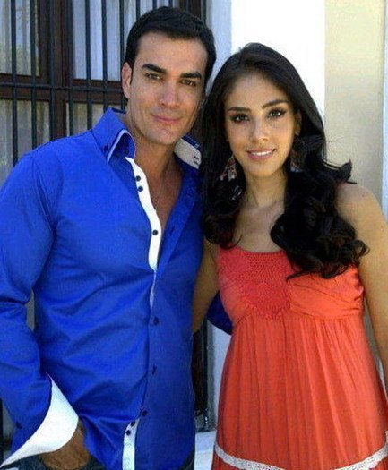 64440506_YUBLWPP3 - xxSandra Echeverria si David Zepeda-Lucia si Ivanxx