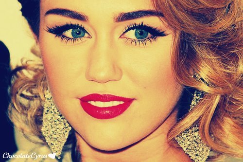  - 0_Miley Is Our Queen_0